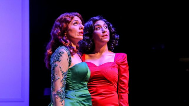 Valeria Lois y Lorena Vega protagonizan La vida extraordinaria