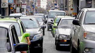 El paro de este martes repercutió en las escuelas y en la repartición pública