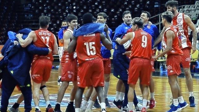 Unión junto a Echagüe y Ameghino pelean por ser el UNO de la Conferencia Norte en la Liga Argentina.&nbsp;