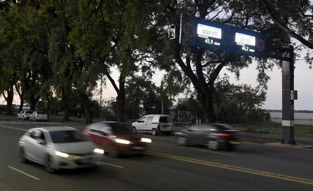 Avenida Belgrano. El portal de esta arteria estuvo varias semanas sin funcionar y ahora ya lo hace normalmente.