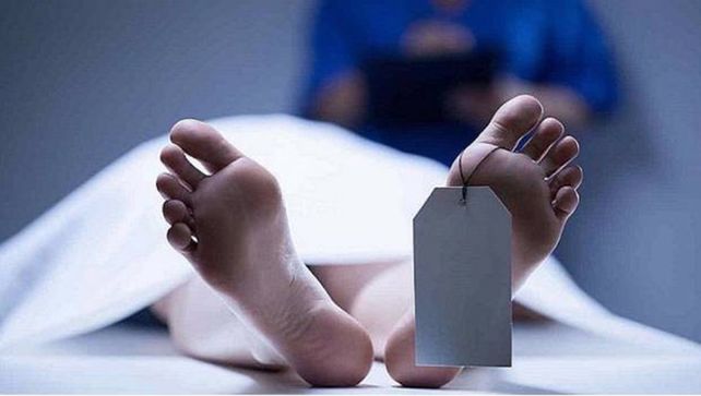 Sorprendió a un enfermero boliviano abusando del cadáver de su mujer