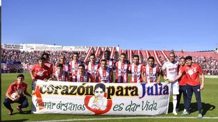 Julia recibió un nuevo corazón y su estado es delicado
