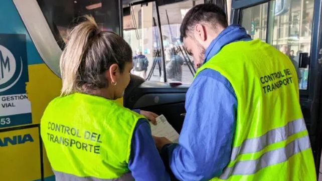Avanza la disolución de la Comisión Nacional de Regulación del Transporte
