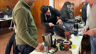 En un contexto económico complejo, donde el acceso al empleo formal se vuelve cada vez más desafiante, la capacitación en oficios aparece como una herramienta concreta para generar oportunidades.