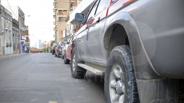 La Municipalidad de Paraná difundió las calles con estacionamiento medido y horario de carga y descarga autorizados. La tarifa por hora saldrá $200