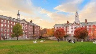 Universidad de Harvard: el gobierno no permitirá la inscripción de extranjeros