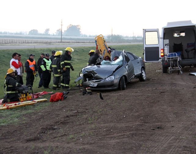 Los siniestros viales se registraron poco después de las 6.30  en el kilómetro 172 de la autovía. (Foto: gentileza sanpedroinforma.com.ar)