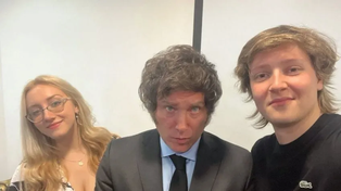 Eugenia Rolón junto al presidente Milei y a Inaki Gutiérrez. La Joven de San Lorenzo pertenece al círculo cercano del mandatario.