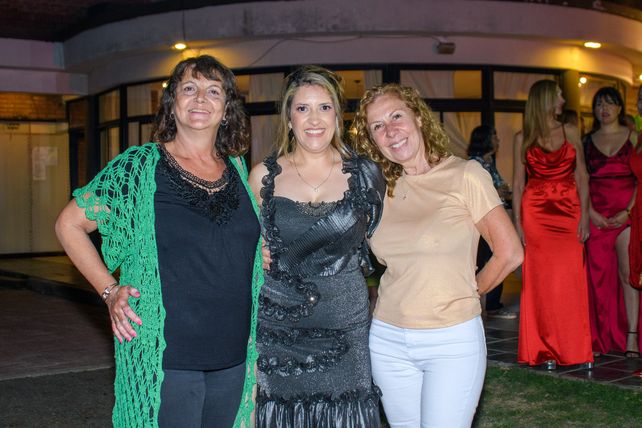 Mabel Mainieri, Claudia Pujato y Silvina Franzutti.