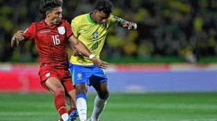 Rodrygo marcó el gol para el éxito de Brasil.