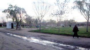 Salvaje castigo de una mujer a su hijo de siete años porque le había quemado unas cortinas
