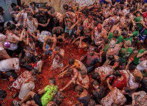 Guerra de tomates: España está lista para celebrar una nueva Tomatina