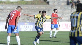 Fabricio Oviedo hizo una gran pretemporada en Chile y arrancó el torneo como titular.