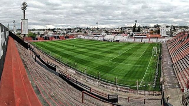 Colón jugará con Godoy Cruz y Barracas Central en el Presbítero Grella de Patronato.