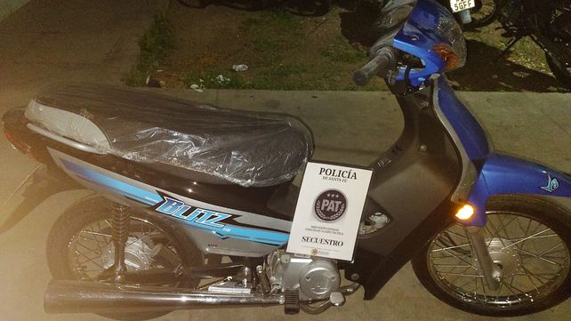 La moto que fue recuperada tras ser robada en San Martín al 4200.