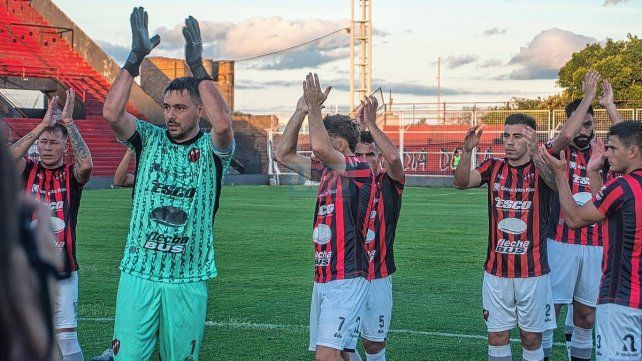 Patronato empata sin goles ante Gimnasia de Jujuy en el estadio 23 de agosto.