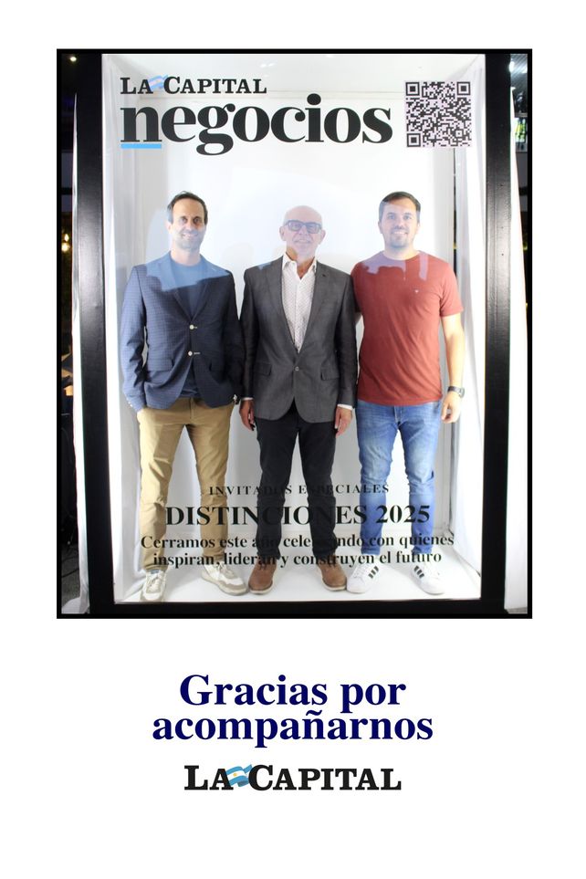 Sergio Carlachiani junto a sus hijos Mauro y Santiago.