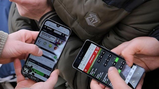 Una escuela de Federación no deja que los alumnos ingresen con celulares.&nbsp;