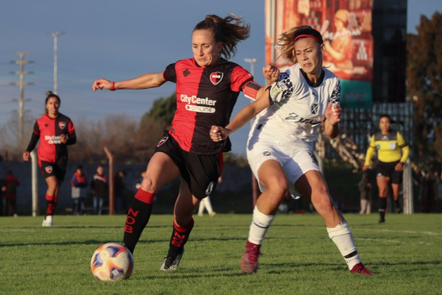 Newells hizo tablas ante Independiente en el fútbol femenino.