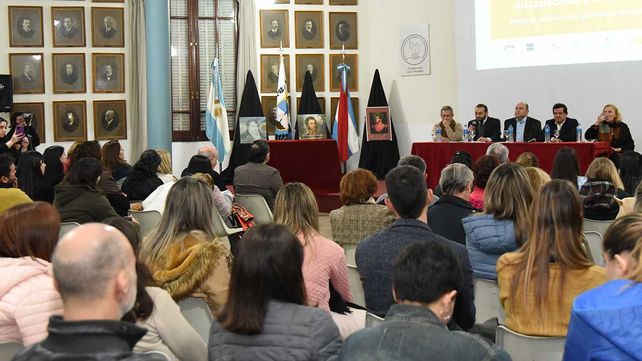 La jornada sobre discapacidad se realizó en la Universidad de Concepción del Uruguay.
