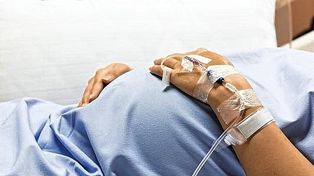 Una joven de 33 años murió por coronavirus tras dar a luz en Rosario