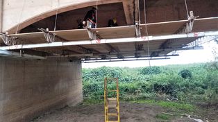 Recuperados los andamios vandalizados