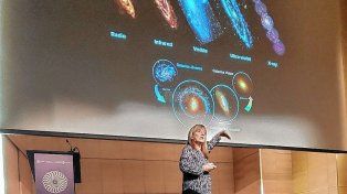 Trayectoria. Ana es licenciada en Astronomía, Master en Geofísica y Ciencias Planetarias, doctora en Astrofísica y experta en nanosatélites. 