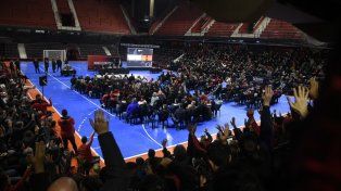 La asamblea de Newells tuvo una gran convocatoria de socios.