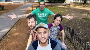 Árbol festeja en Rosario los 20 años de Guau