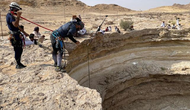 Chau al misterio: revelaron el contenido del legendario pozo del infierno en Yemen