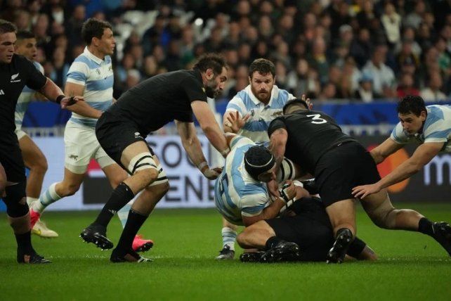 Los Pumas cayeron ante los poderosos All Blacks.