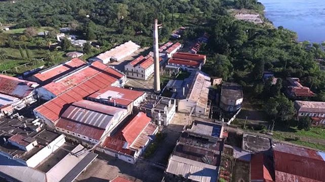 Frigorífico de Santa Elena suspendió a parte de su planta de operarios