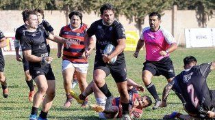 Universitario consiguió imponerse con contundencia a Cha Roga en Santo Tomé.