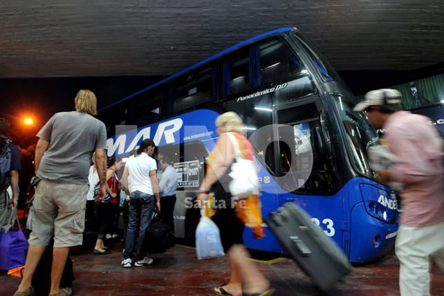 Arrancó el recambio turístico, pero con menos pasajeros que el 2012