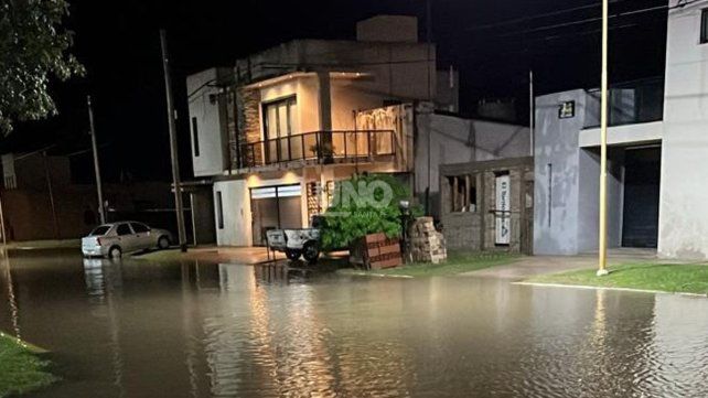 Hubo un colapso de todo el sistema de drenaje con agua en prácticamente toda Vera