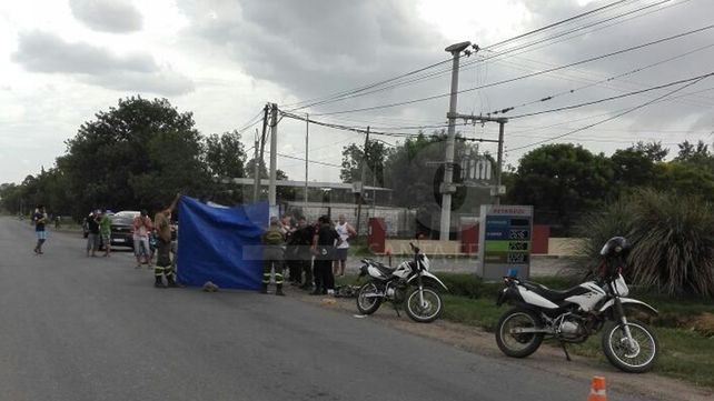Murió un ciclista en un violento choque contra un automovilista en Timbúes