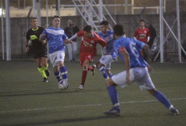 Como en el resultado. General Paz impuso superioridad en el juego con un 3 a 1.