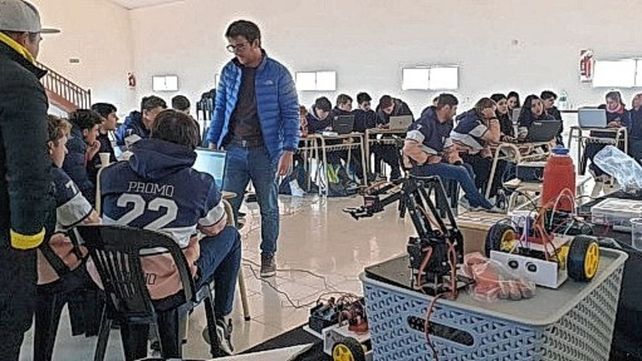 Actividad. Taller de Robótica en el Complejo Héctor Pedro Rohr (Valle María). &nbsp;
