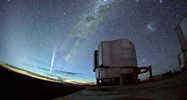 C&oacute;rdoba polemiza por el paso del cometa Lovejoy en la madrugada