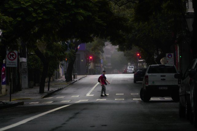 El tiempo en Rosario: el año arranca con poco sol y posibles tormentas aisladas