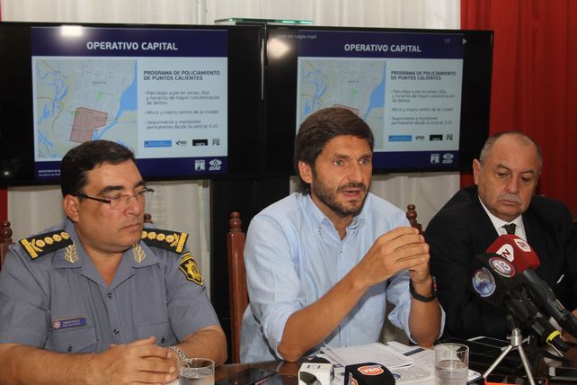 En su despacho. El mandamás de la Seguridad opinó sobre el narcotraficante de Colastiné Norte. 