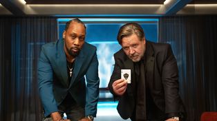 El rapero y actor RZA junto a Russell Crowe.