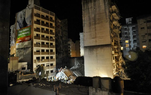 Propondrán demoler dos edificios linderos a la torre que colapsó en Salta 2141