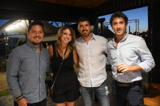 Ismael Villegas. Natalia Príncipe. Guillermo Estrella. Alejandro Kuri