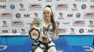 &nbsp;Indi Pampiglioni de 21 años está clasificada para el Mundial de Taekwondo a realizarse en Finlandia.