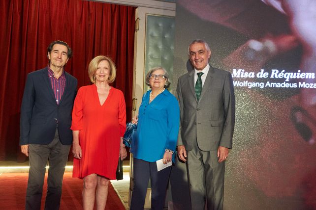 Guido Martínez Carbonell, Irma Cradonnet, Amadeo Lombardi y Magdalena Aliau