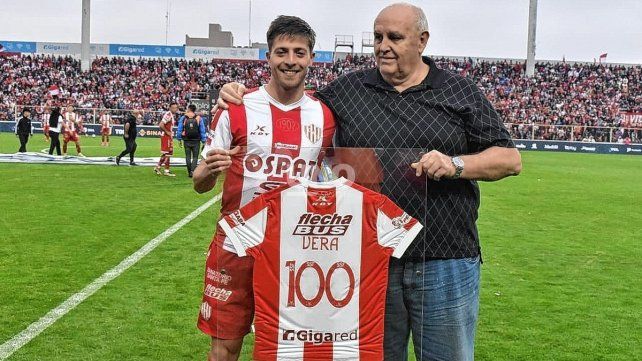 Unión distinguió a Vera por llegar a los 100 partidos