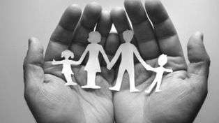 Más de 1.400 familias esperan adoptar a niños en la provincia