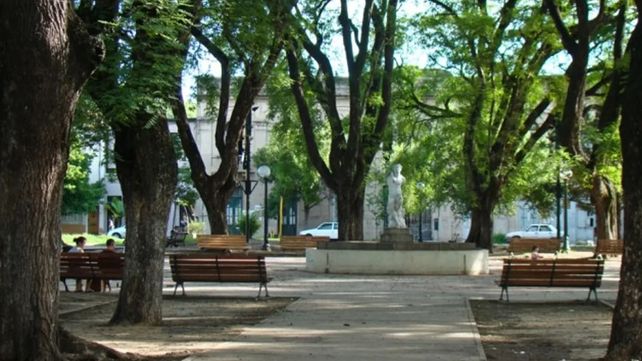 El joven de Paraná fue encontrado en la Plaza Pueyrredón
