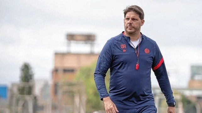 Sin dinero, San Lorenzo hace una gran apuesta tras la salida de Russo